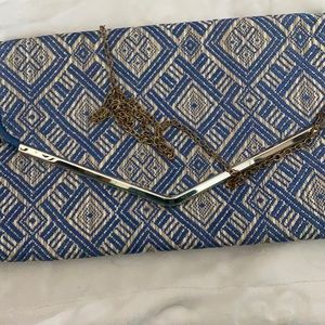 Side bag with belt